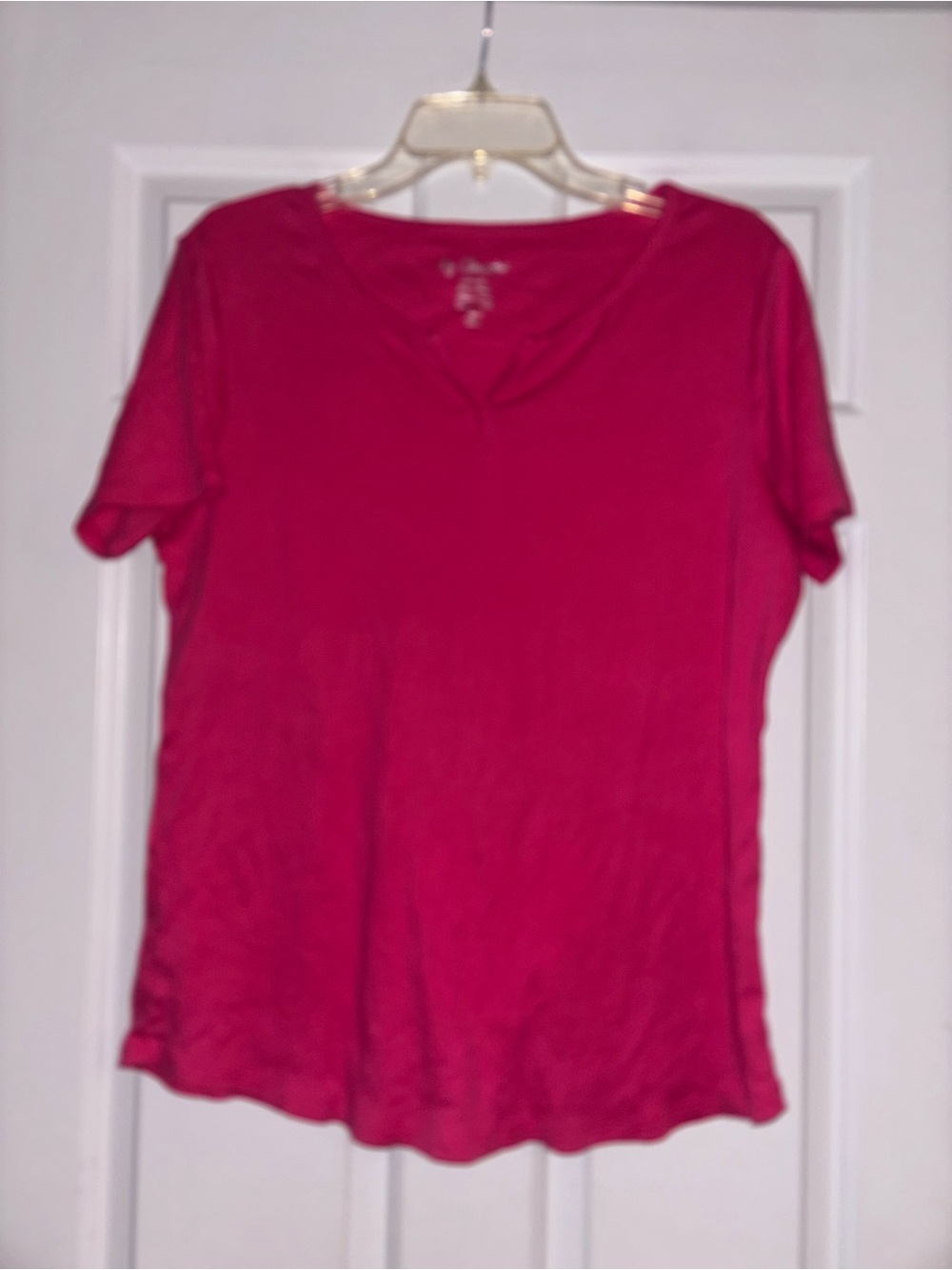 Chico's Fuchsia V-Neck Short Sleeve Tee
